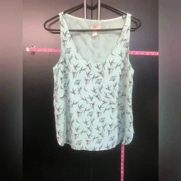 Ann Taylor Sleeveless,Lined,Low Scoop Neck,Floral, Flowy,tank-shell Mint Green - Picture 1 of 9